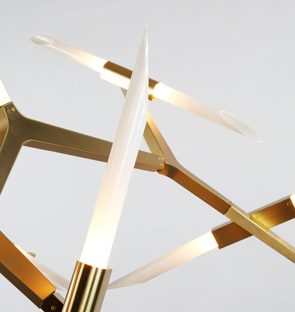 Detail (Brushed brass/Angle-cut glass)
