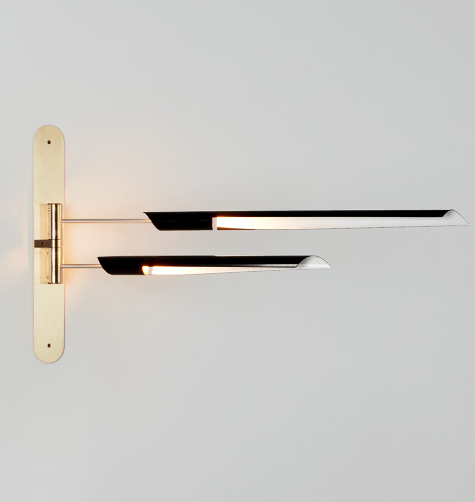 Sconce 02 (Gloss black/Brushed brass)
