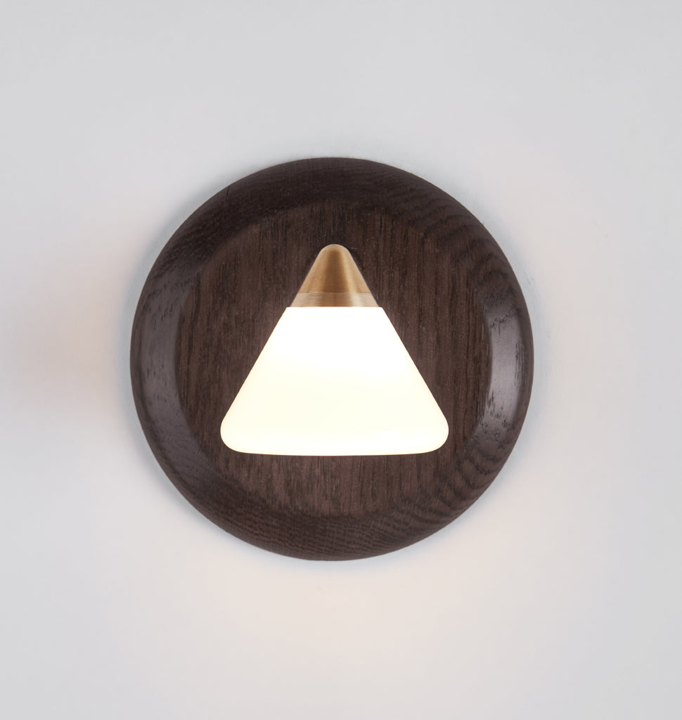 Sconce (Oxidized oak/Brushed brass)